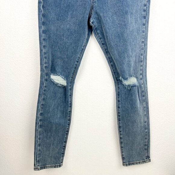 WEWOREWHAT The Danielle High Rise Straight in Spring St Hole Wash, Size 27, NWT! - Picture 6 of 13
